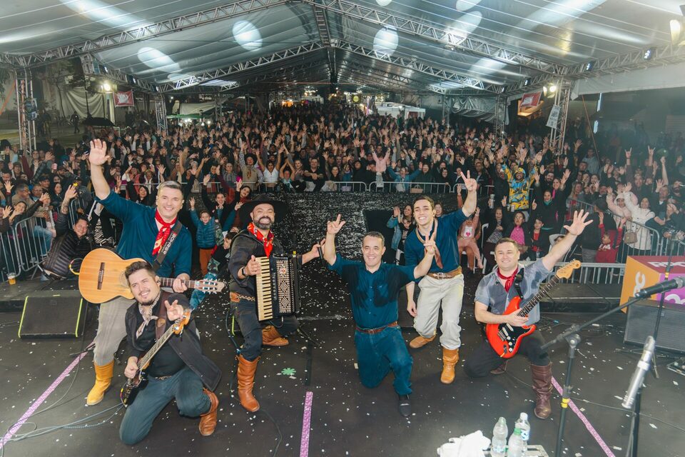 TCHÊ GAROTOS - FESTA DO DIVINO 2024